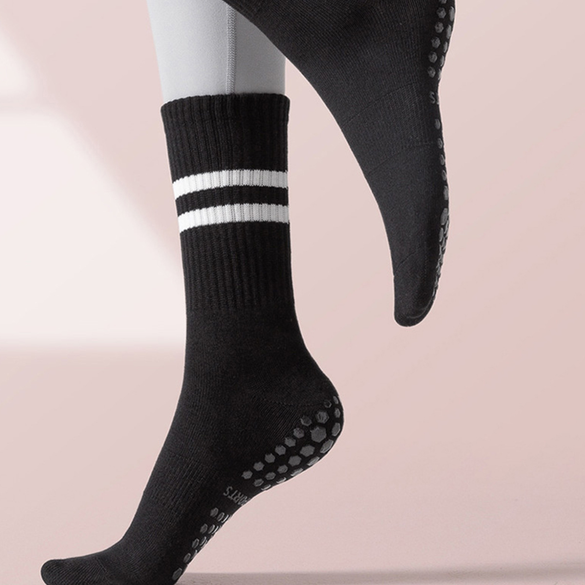 Pilates Socks with Grips for W - Pilates Yoga And Barre recensione e prezzo