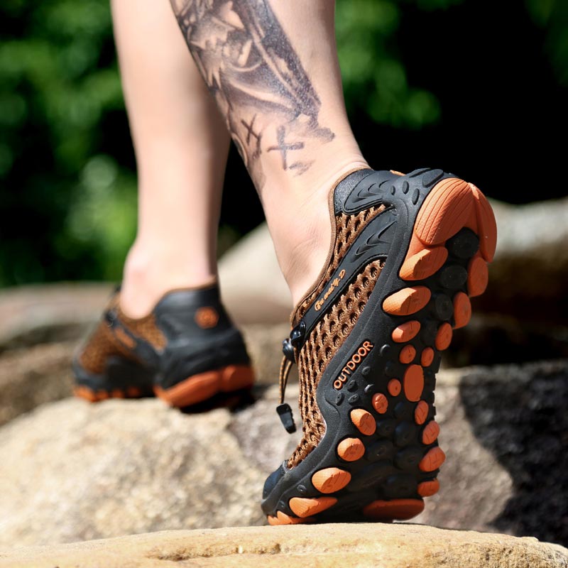 trekking mountain mens sports  - Pilates Yoga On The Square recensione e prezzo