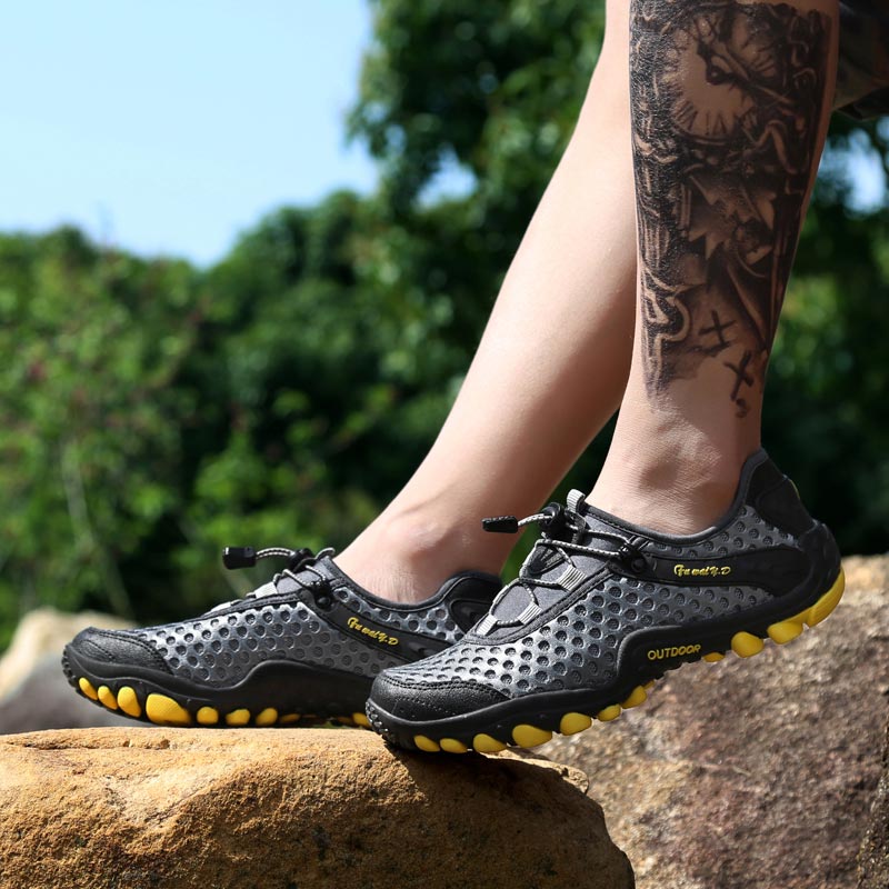 trekking mountain mens sports  - Pilates Yoga On The Square recensione e prezzo