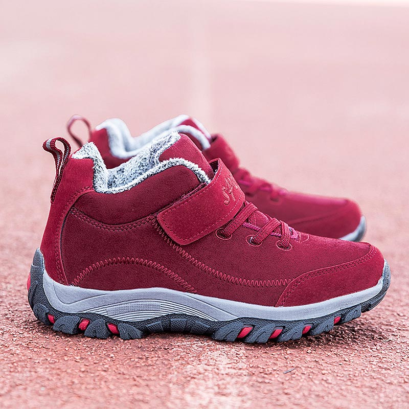 short winter sports shoes for  - Pilates Yoga On The Square recensione e prezzo